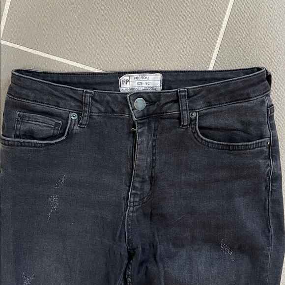 Free People Black Distressed Women's Jeans with Frayed Hem - Picture 3 of 6